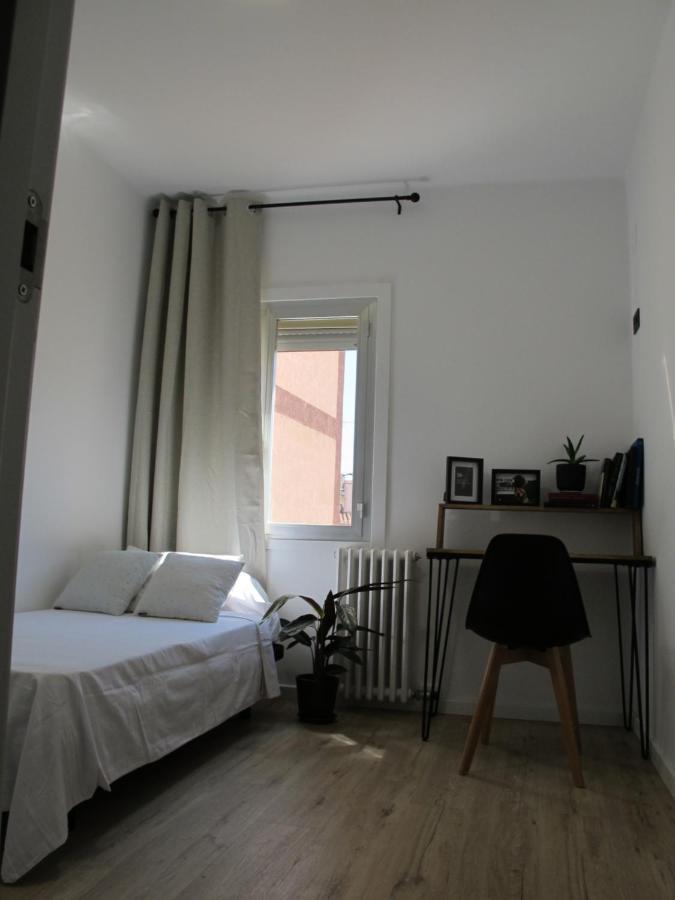 Grande En Apartment Huesca