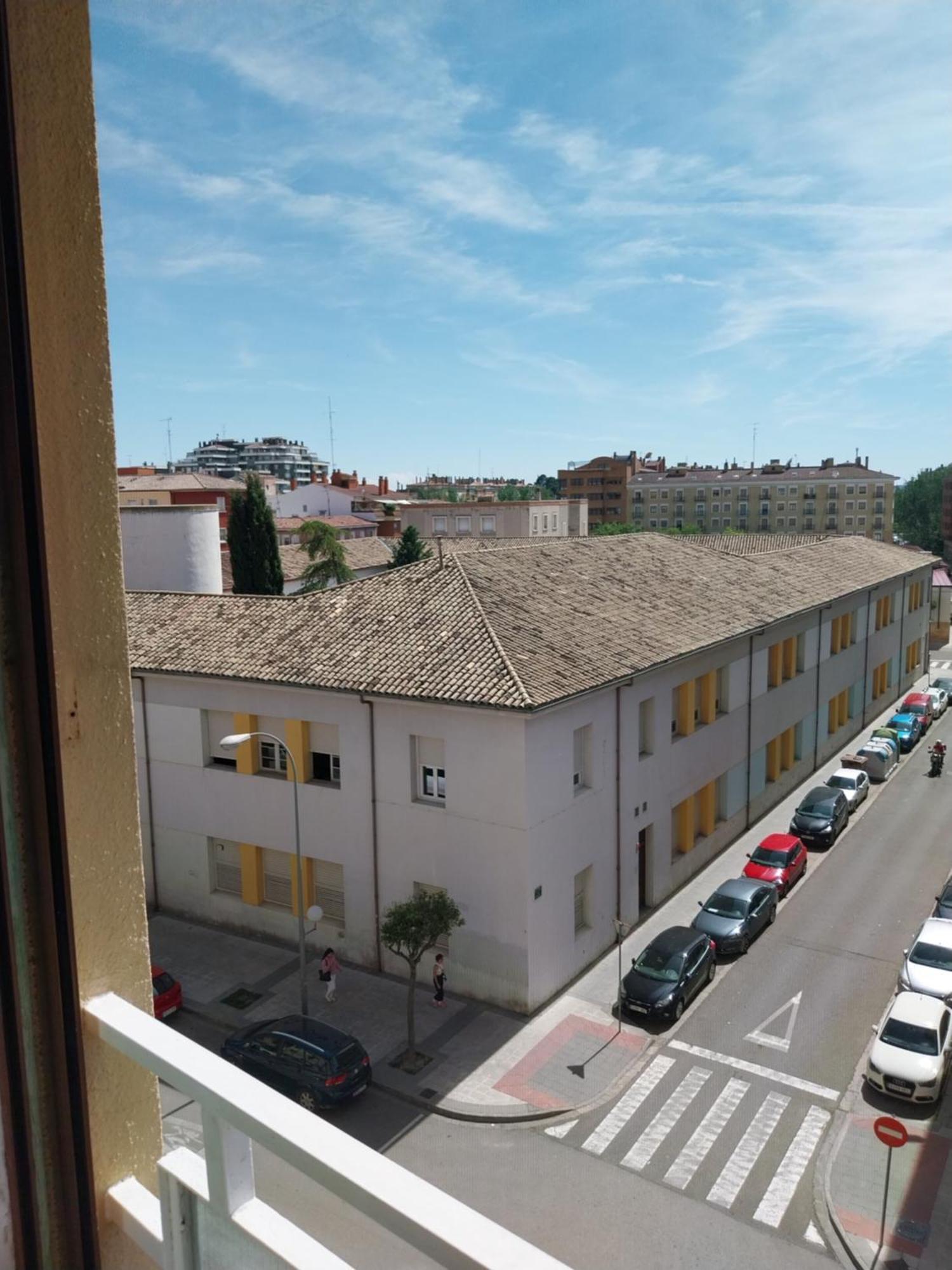 Grande En Apartment Huesca
